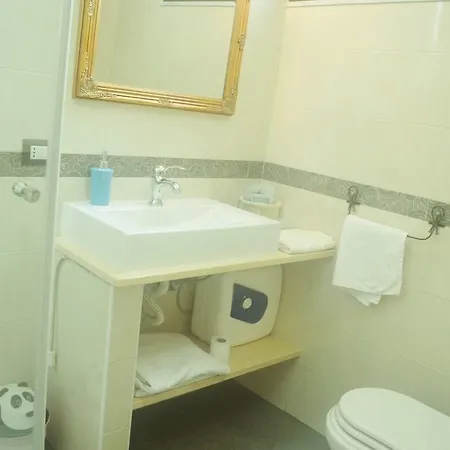 Victoria 2* Cagliari